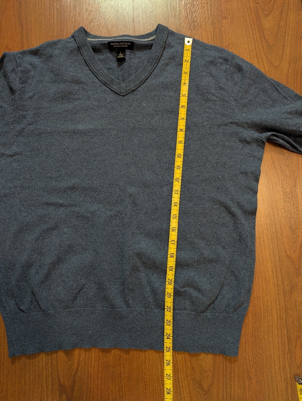 J.Crew Everyday Cotton/Cashmere V-Neck Sweater Blue/Grey Mens Large (Small Flaw) - Picture 4 of 11